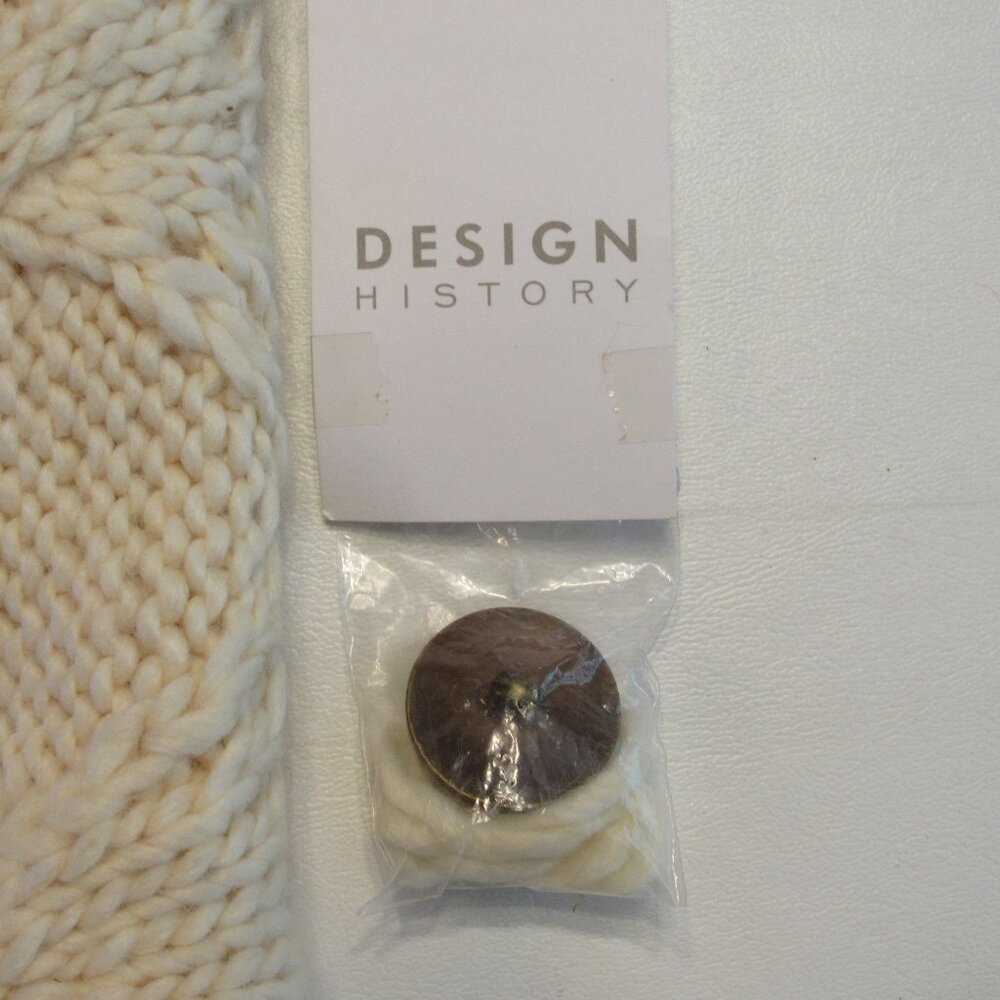 Design History Shrug Shawl Poncho Sweater Pearl NWT - Picture 4 of 6